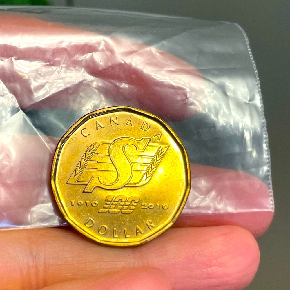 Loonie 2010 Canada Saskatchewan Roughriders Coin One Dollar $1 Loon Collector